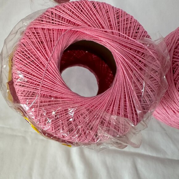 Crochet Thread Size 10 - 3 Spools South Maid French Rose #493  Vintage Rare Find - Picture 5 of 8